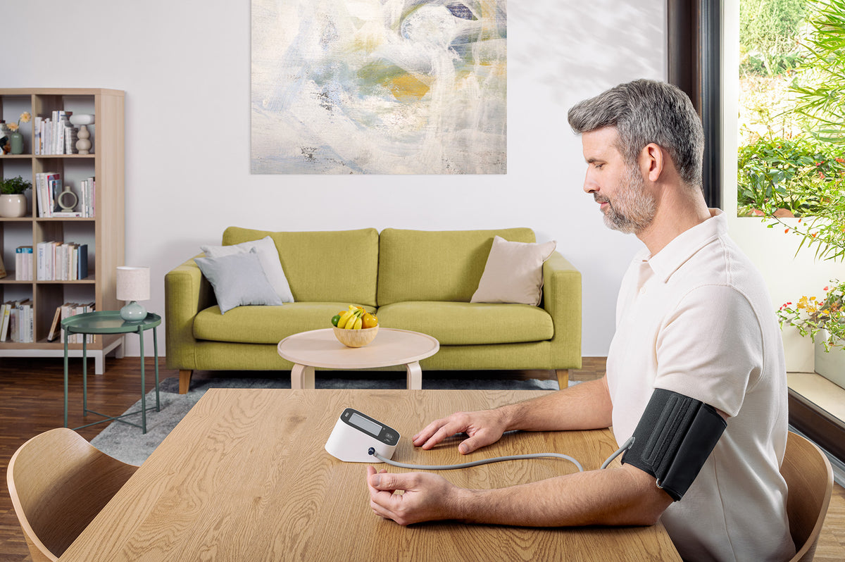 Tensiómetro de brazo HEM-7188T1-LE M2+ Connect - Omron