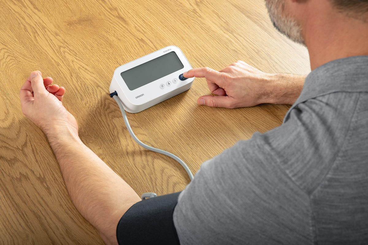 Tensiómetro de brazo HEM-7196-FLE M3 Comfort AFib - Omron